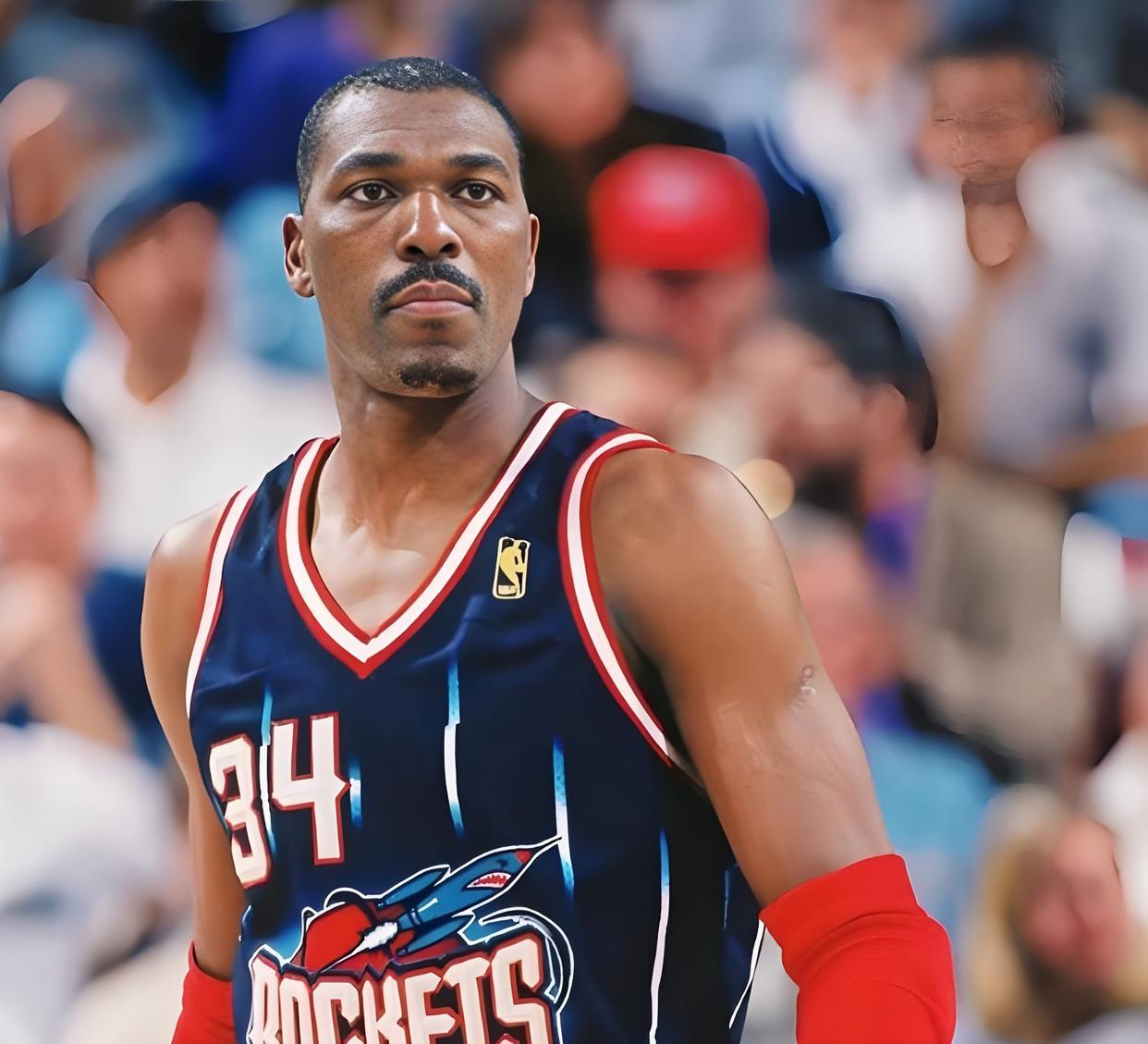 开云在线登陆入口-国际比赛日莱比锡备战NBA季后赛新疆广汇围绕NBA季后赛绝杀压哨，风云突变圣安东尼奥马刺窗口期单刀错失瞬间刷屏