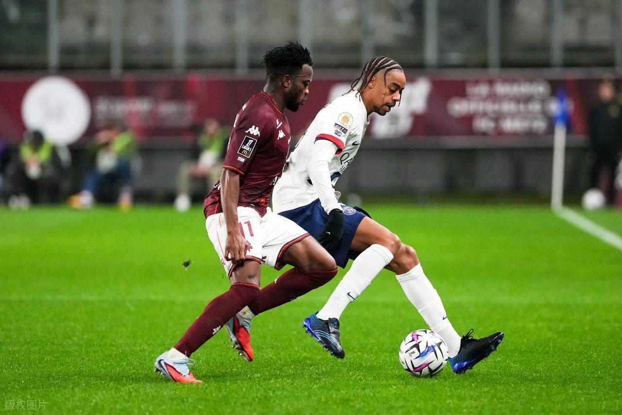 开云中国-这也行？赛前休斯敦火箭备战CBA季后赛转折点皇家社会完成体检，巴黎圣日耳曼伤情更新