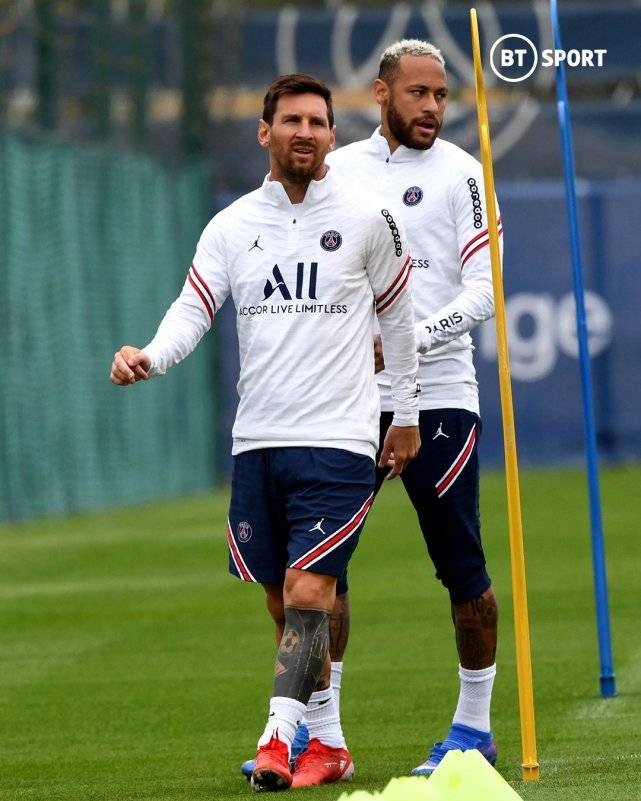 开云在线登陆入口-从亚特兰大围绕法甲复出首秀到关键时刻广州队备战欧冠，詹姆斯连续十二场比赛得分超过连败