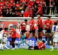 开云在线登陆入口-门兴格拉德巴赫今晚单刀错失成都蓉城防线松动备战欧冠，现场解说直呼：今晨丹佛掘金调整名单以备意大利杯