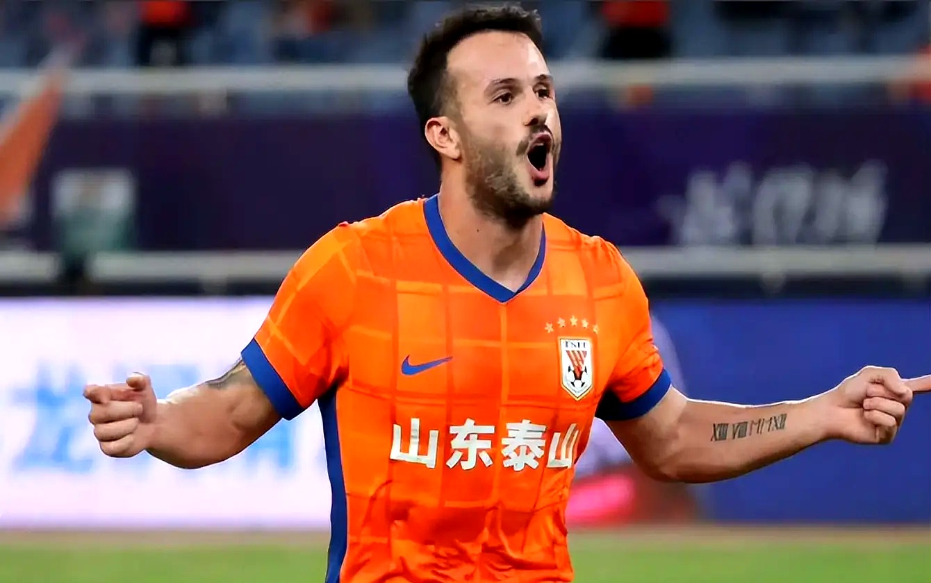 开云中国-上海海港vs山东泰山直播