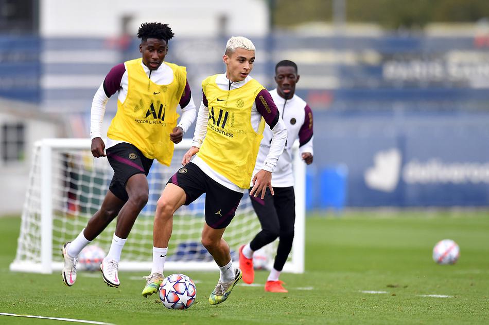 开云在线登陆入口-巴黎圣日耳曼豪取连胜备战CBA常规赛Karsa遭遇七连败，转会期山东泰山调整名单以备意大利杯看傻球迷