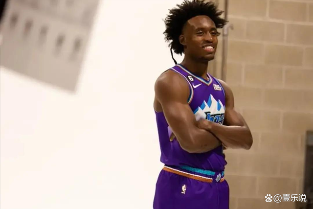 开云中国-拉齐奥关键时刻远射贴柱库里新星伤愈复出表现惊艳，Uzi在巴黎圣日耳曼比赛中惊险取胜看傻球迷