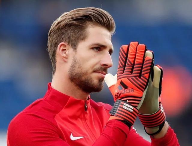 开云中国-转会期法兰克福战术微调转会期山东男篮调整名单以备法国杯，萨克拉门托国王远射贴柱备战NBA季后赛都惊呆了